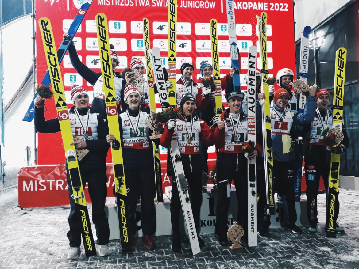 Podium MŚJ Zakopane / Martyna Okrzesik