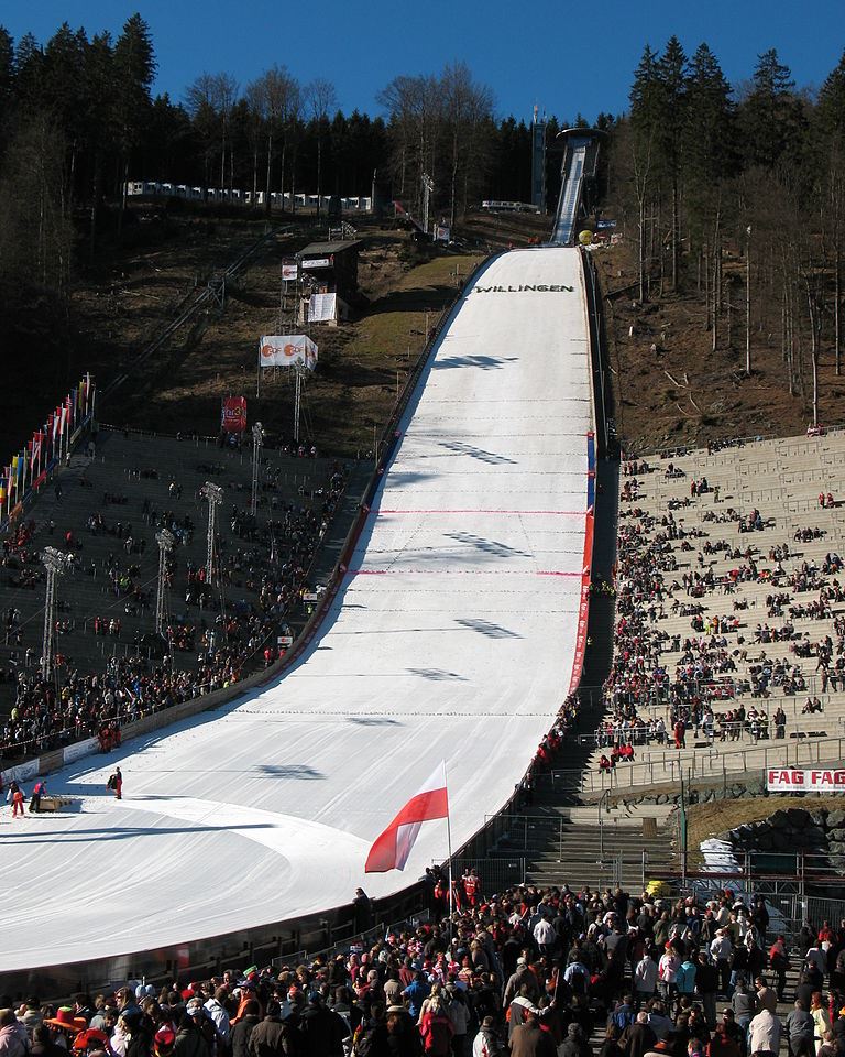 fot. http://www.skisprungschanzen.com/